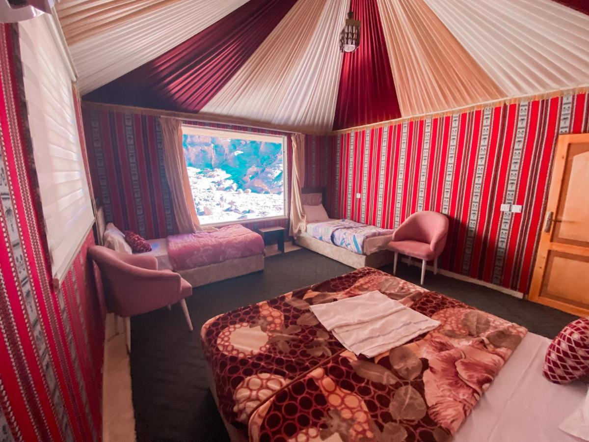 Rum Paradise Luxuri Camp ワディ ・ラム エクステリア 写真
