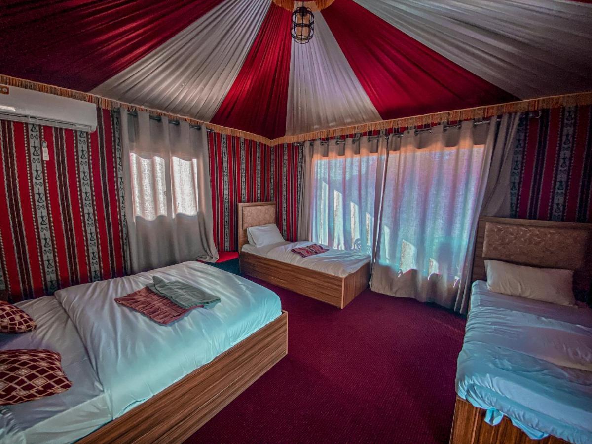 Rum Paradise Luxuri Camp ワディ ・ラム エクステリア 写真